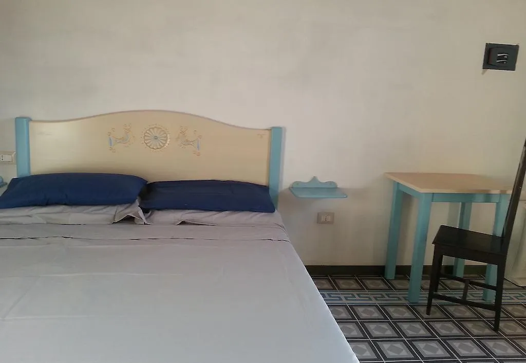 Guest house Sa Domu E Crakeras Hotel Oristano Italy