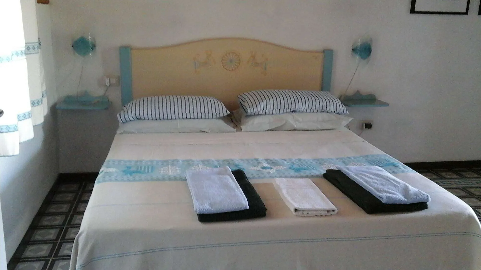 Gasthof Hotel Sa Domu E Crakeras Oristano Italien